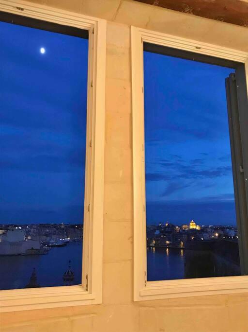 Port 531 Savynomad Harbour Residences Valletta Wow Views Buitenkant foto